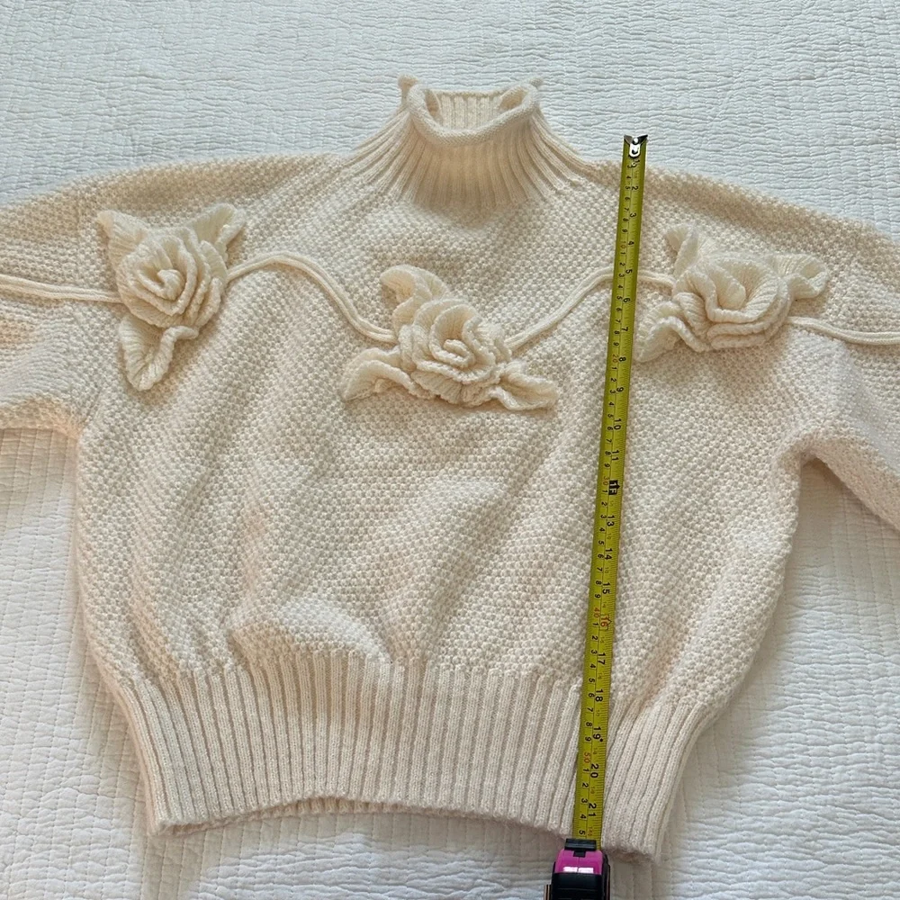Chic Cream Turtleneck Sweater with Floral Accents - Picture 8 of 8